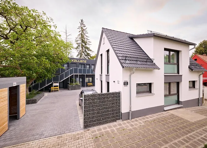 Xzllenz - 4 Schlafzimmer, Zentral, Parken, U-Bahn, 2 Baeder, 4 Smart-Tv, Optional Einzelbett